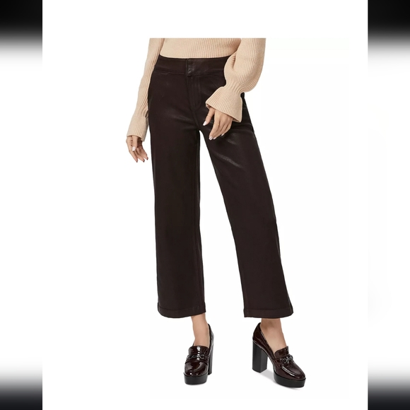 Paige - Picture 6 of 9